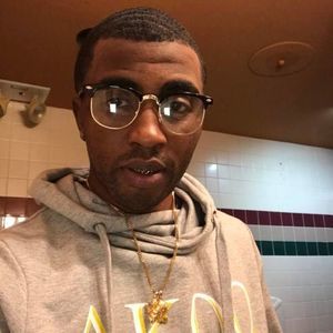 Meet your Posher, Raymond